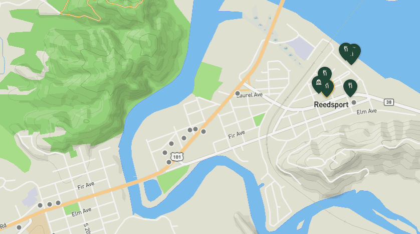 Shops & Restaurants in Old Town Reedsport